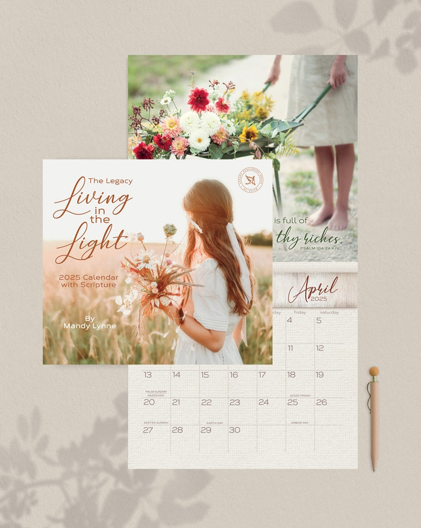 2025 Living In The Light - Legacy Deluxe Wall Calendar